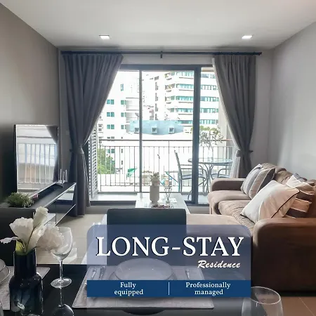 2Br Modern Comfort At Vibrant Asok Bts Station